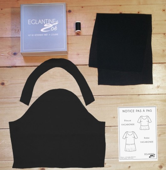 robe-vagabonde-unie-noir-reglisse